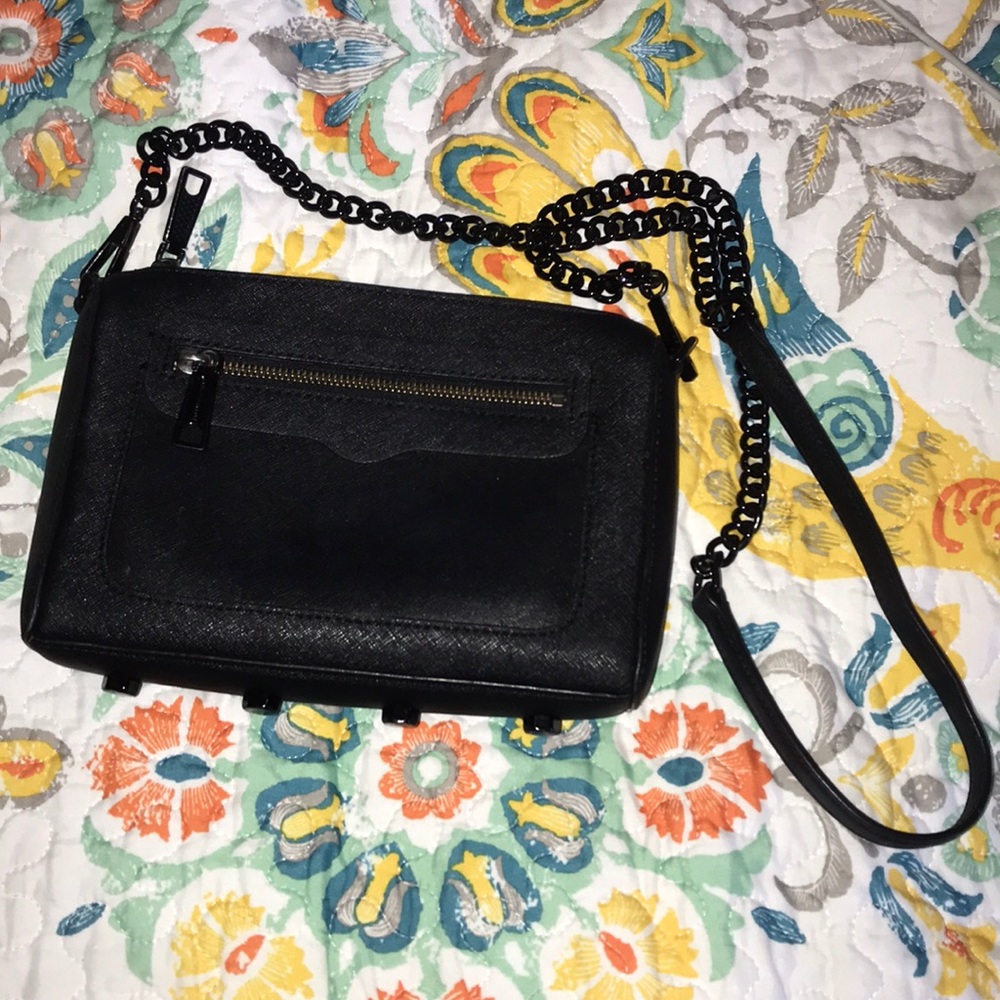 Rebecca Minkoff Crossbody black chain details